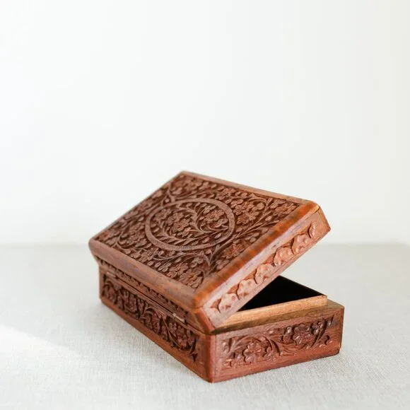 Vintage Hand Carved Wooden Jewelry Trinket Memorial Box Himalayan Jungle Wood - Picture 5 of 16